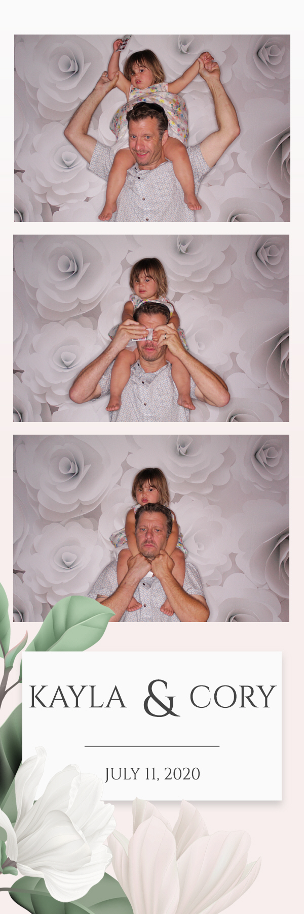 Kayla and Cory Wedding | View more photos from the event at gallery.photoboothbillings.com/u/PhotoBoothBillings/Kayla-and-Cory-Wedding